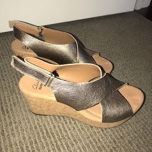 Clark’s metallic wedges
